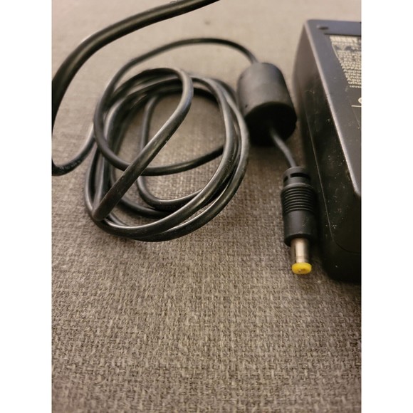 SUNNY Genuine SYS1097-4812 (91-57852) 12VDC AC Adapter Power Supply - Picture 3 of 9